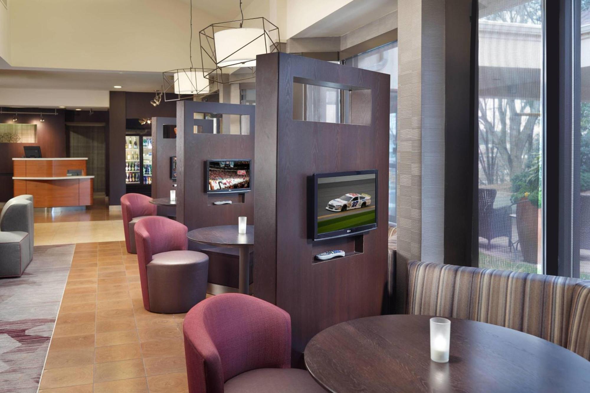 Courtyard By Marriott Raleigh Midtown Hotel Exterior photo